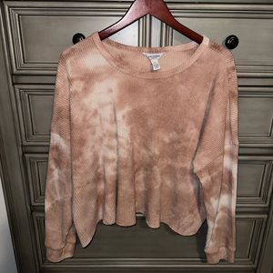 Plus size women’s crop top sweater